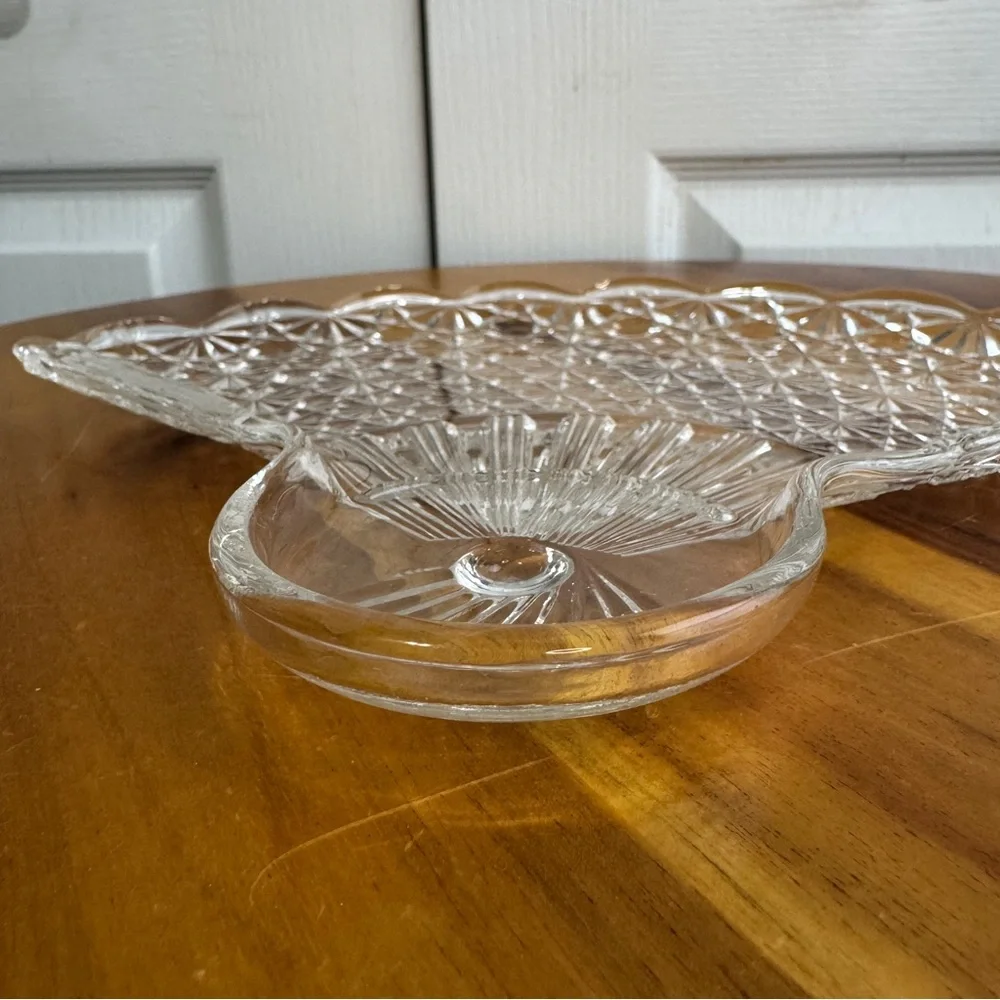 Anchor Hocking Daisy & button textured‎ clear glass fan